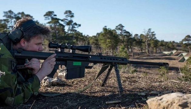 Sweden to provide Ukraine with AG 90 anti-materiel sniper rifles, AT4 anti-tank weapons