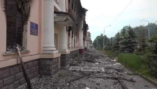 Russians shell 22 settlements in Donetsk, Luhansk regions, killing eight people