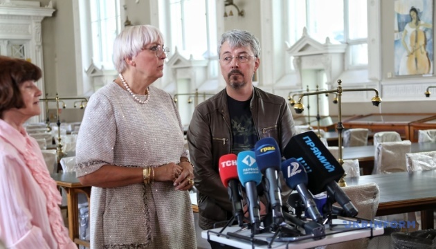 Німеччина виділить кошти на реставрацію Одеської філармонії - Ткаченко