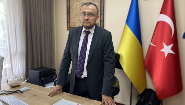 Україна працює над продовженням та розширенням «зернової угоди», попри дії рф – посол