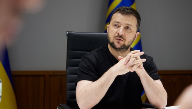 Zelensky: El ejército ruso trata de reunir fuerzas para otro ataque contra Járkiv