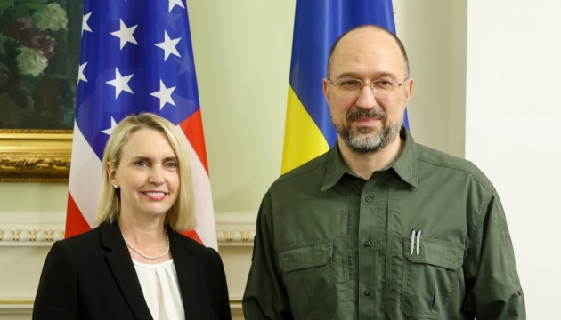 Шмигаль обговорив із послом США посилення співпраці для підтримки України