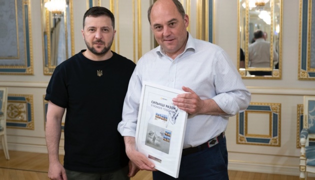  Präsident Selenskyj empfängt britischen Verteidigungsminister