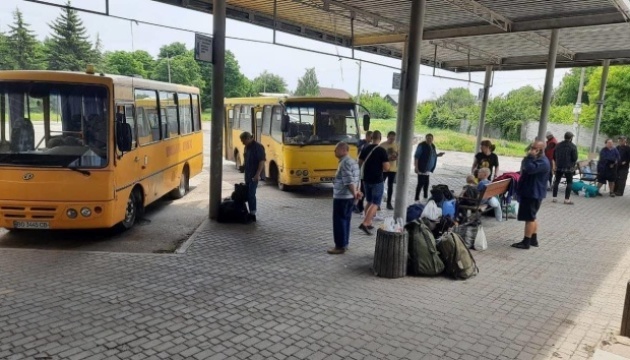 Ukraine : 30 civils évacués de la région de Louhansk