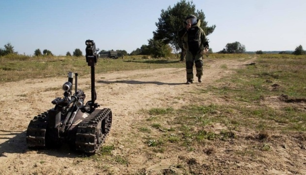 British company to hand 10 sapper robots over to Ukraine