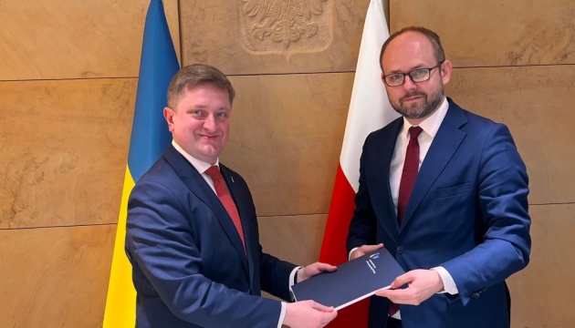 Новий посол України вручив копії вірчих грамот в МЗС Польщі