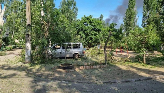 Обстріли Миколаївщини: за добу 11 людей зазнали поранень