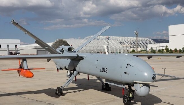 У Туреччині випробували високошвидкісний дрон, інтегрований на бойовий БПЛА