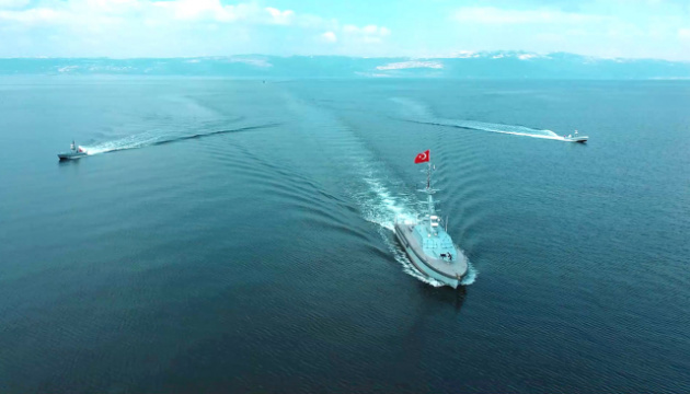 Турецьке Міноборони провело маневри безпілотних морських суден
