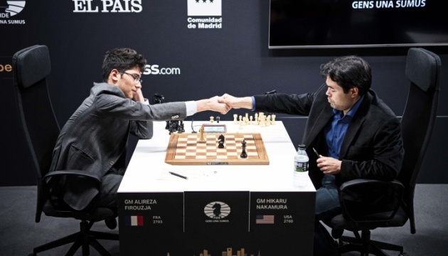 На шаховому турнірі претендентів лідирують попередні переможці