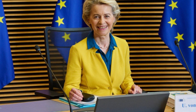 Kommissionschefin von EU-Kandidatenstatus für Ukraine überzeugt