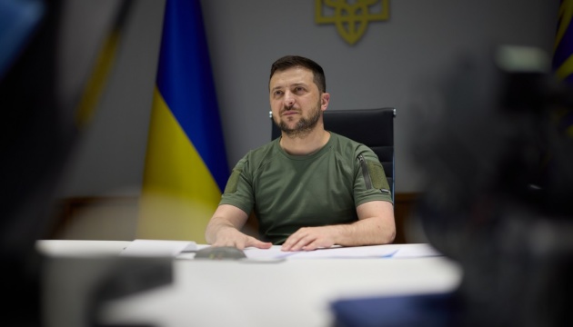Zelensky thanks U.S. for new military aid package