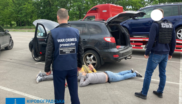 У Кропивницькому оголосили підозру активісту, який намагався збути три авто із гумдопомоги