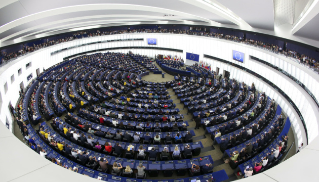 Le Parlement européen a décidé d’accorder le statut de candidat à l'UE à l'Ukraine et à la Moldavie sans délai