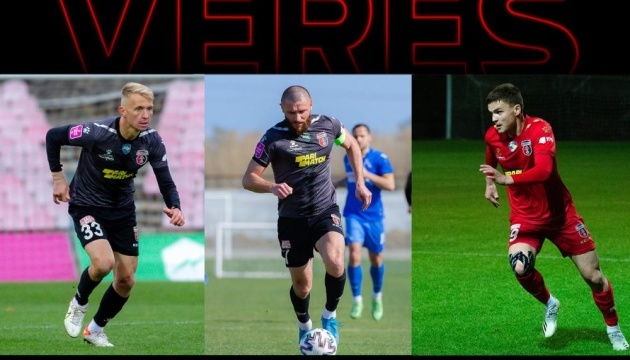 «Верес» продовжив контракти з трьома футболістами