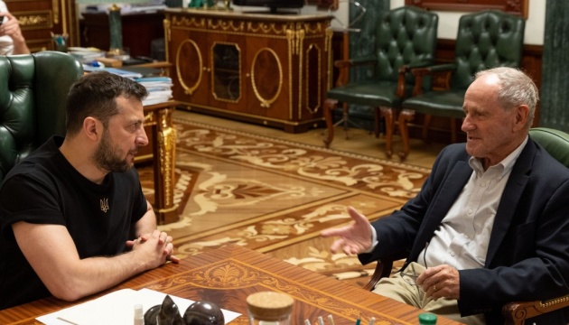 Зеленський зустрівся з сенатором США - говорили про визнання росії спонсором тероризму