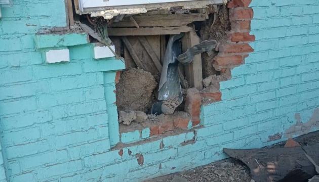 На Харківщині під час евакуації загарбники відкрили вогонь, одну людину поранили