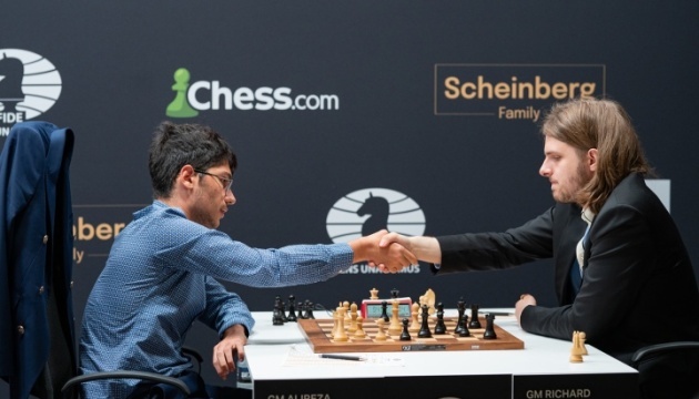 Шахи: чотири посмішки Фортуни у бік лідера турніру претендентів