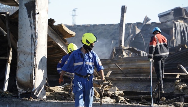 Rescuers complete debris removal works at Kremenchuk mall 