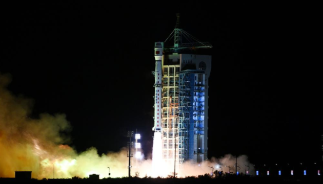 Китай запустив супутник для спостереження за Землею