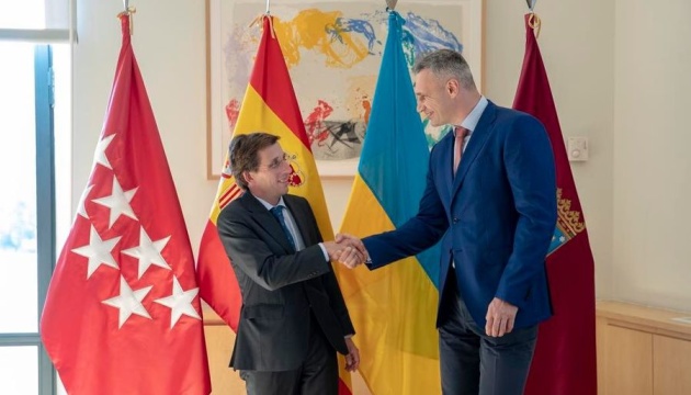 Kyiv y Madrid firman un memorándum de hermanamiento