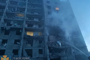 Ракетний удар по будинку на Одещині: загинули вже 14 осіб, рятувальники розбирають завали