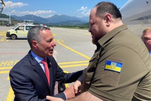 Стефанчук прибув до Швейцарії, щоб обговорити «план Маршалла» для України