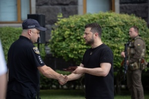Зеленський зустрівся з поліцейськими і вручив державні нагороди 