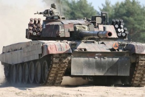 ポーランドは戦車をトファルディ６０両、レオパルト２を１４両ウクライナに提供する準備あり＝モラヴィエツキ首相