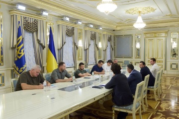 Zelensky meets with Rasmussen in Kyiv
