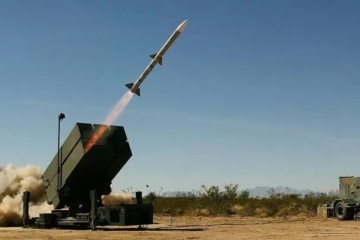 ゼレンシキー宇大統領、カナダによる地対空ミサイル「ナサムス」購入に謝意表明