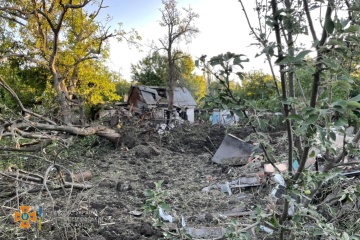 Feindlicher Beschuss zerstört Häuser und beschädigt Sportkomplex in Selenodolsk