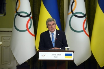 IOC to triple budget of aid fund for Ukrainian athletes