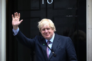 Le Premier ministre britannique, Boris Johnson, annonce sa démission de la tête du parti conservateur