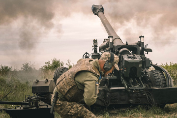 Soldados ucranianos repelen asaltos enemigos en direcciones a Krasnopillia y Marinka