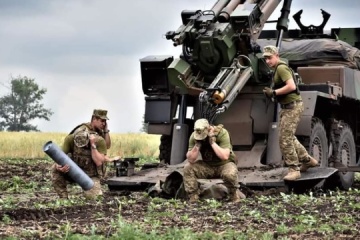 Defensores ucranianos reprimen duramente un intento de asalto enemigo en la dirección de Járkiv