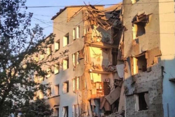 In Oblast Mykolajiw russischer Angriff mit Mehrfachraketenwerfern, fünf Menschen getötet