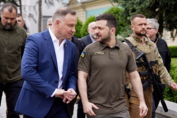 Zelensky, Duda discuss defense support for Ukraine from Poland and allies