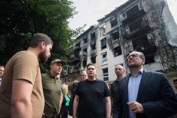 Außenminister Österreichs und Tschechiens in Kyjiw eingetroffen