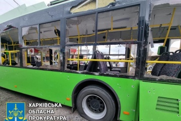 Les troupes russes ont frappé un arrêt de bus à Kharkiv : 3 personnes tuées et 23 autres blessées