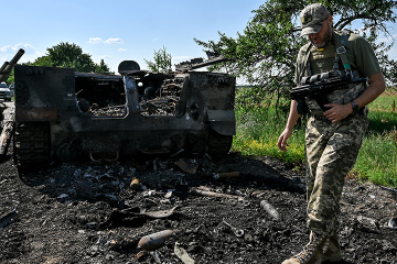 Pérdidas de Rusia en Ucrania: Unos 40.230 soldados, 222 aviones y 190 helicópteros