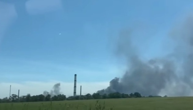 Війська рф штурмують Лисичанський нафтопереробний завод