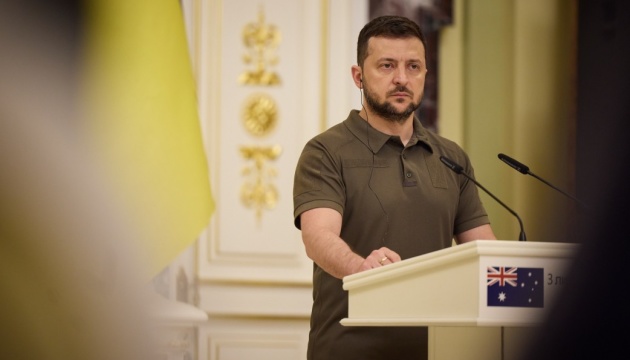 Zelensky: Lukashenko no debería involucrar a los bielorrusos en la guerra de Rusia contra Ucrania