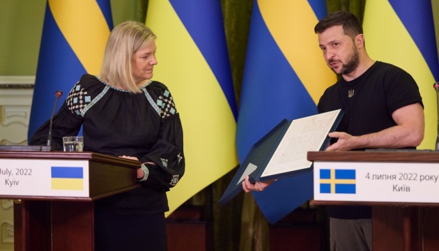 Copy of Charles XII of Sweden’s letter recognizing independence of Zaporizhzhia Sich brought to Ukraine