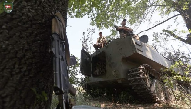 Ukrainian army repels Russian offensive in three directions