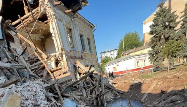 У Харкові загарбники ракетою знищили майже 200-річну пам’ятку архітектури