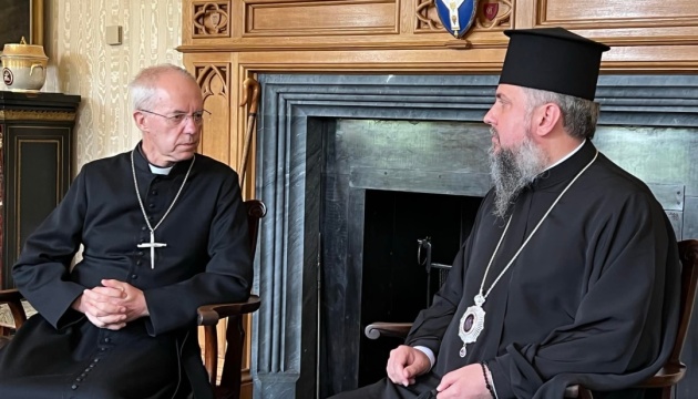 Epiphanius meets with head of Church of England