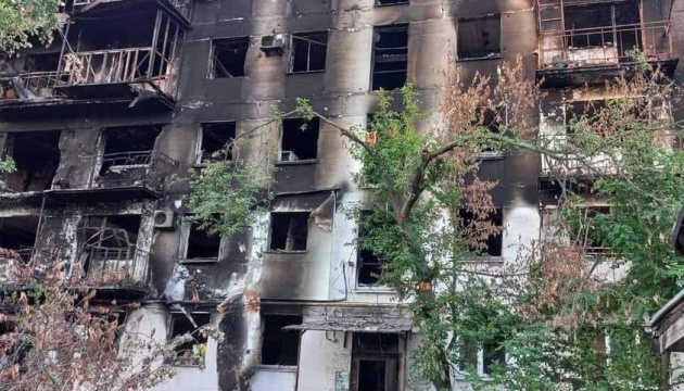 росіяни руйнують будинки, крадуть авто і мародерять на Луганщині