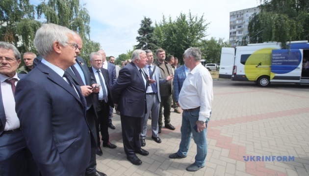 Le président du Sénat Gérard Larcher et des sénateurs français en visite à Kyiv