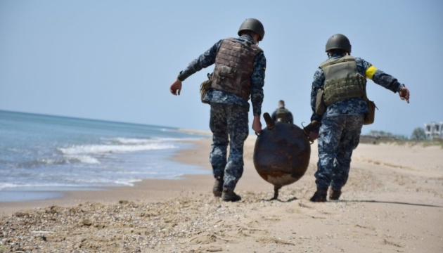 Біля узбережжя Одещини знешкодили дві міни 
